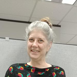 Meet your Posher, Carolyn